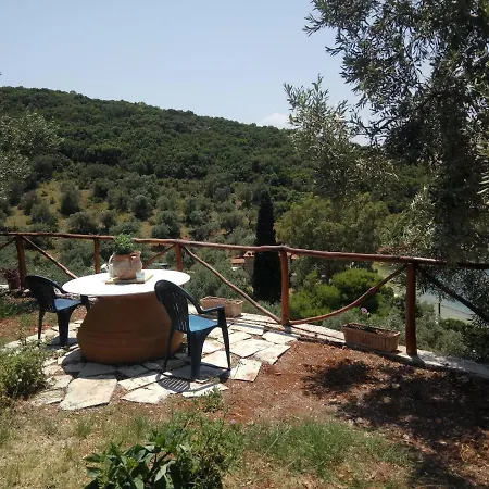 Stone House At Chondri Beach, Ammos Pelion بيت للعطل *